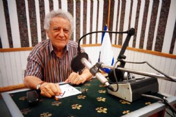 سوال‎های طنز رادیو صبا از آلبرت کوچویی