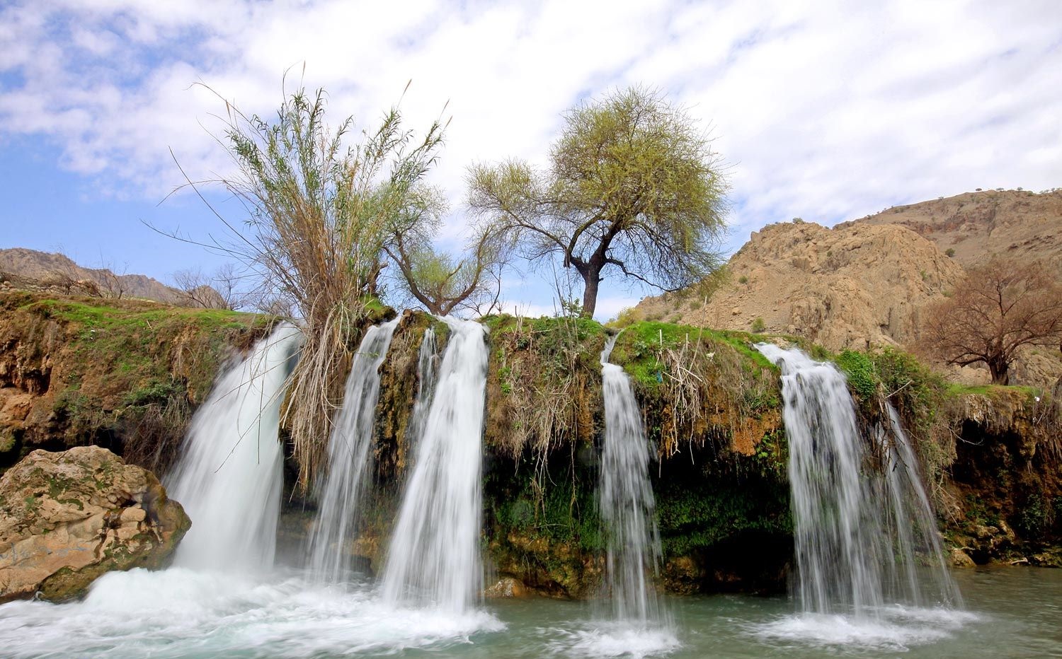 یک سفر رادیویی شاد با رادیو صبا