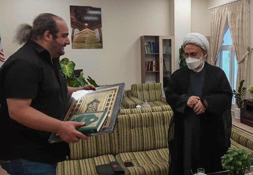 تشکر آستان قدس رضوی از بازیگر نمایش امام رضایی(ع) در برنامه عصر جدید