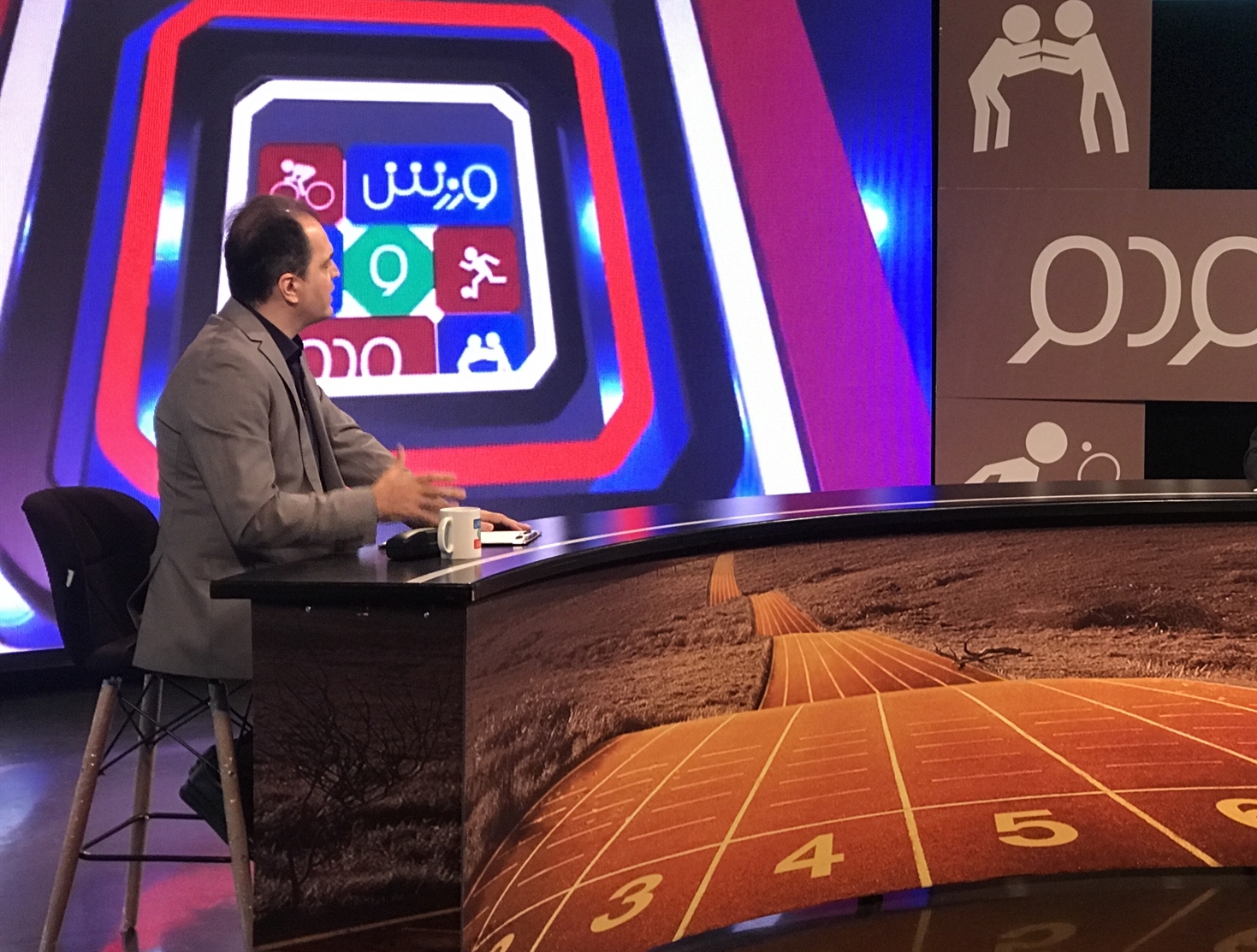 مالک باشگاه تراکتورسازی مهمان «ورزش و مردم»