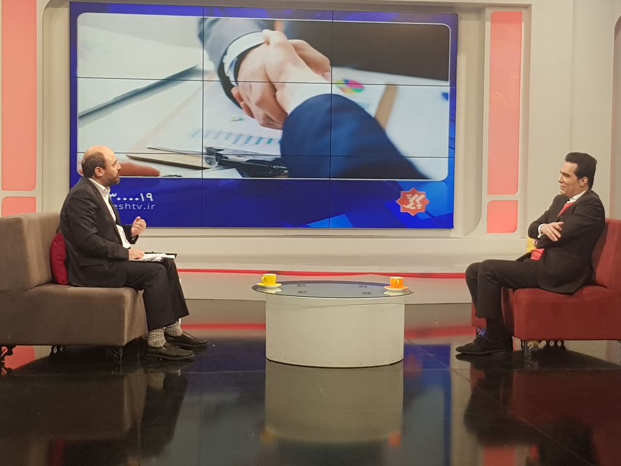 «پایش» زیرساخت‌ های شفافیت حقوق عامه در شبکه یک