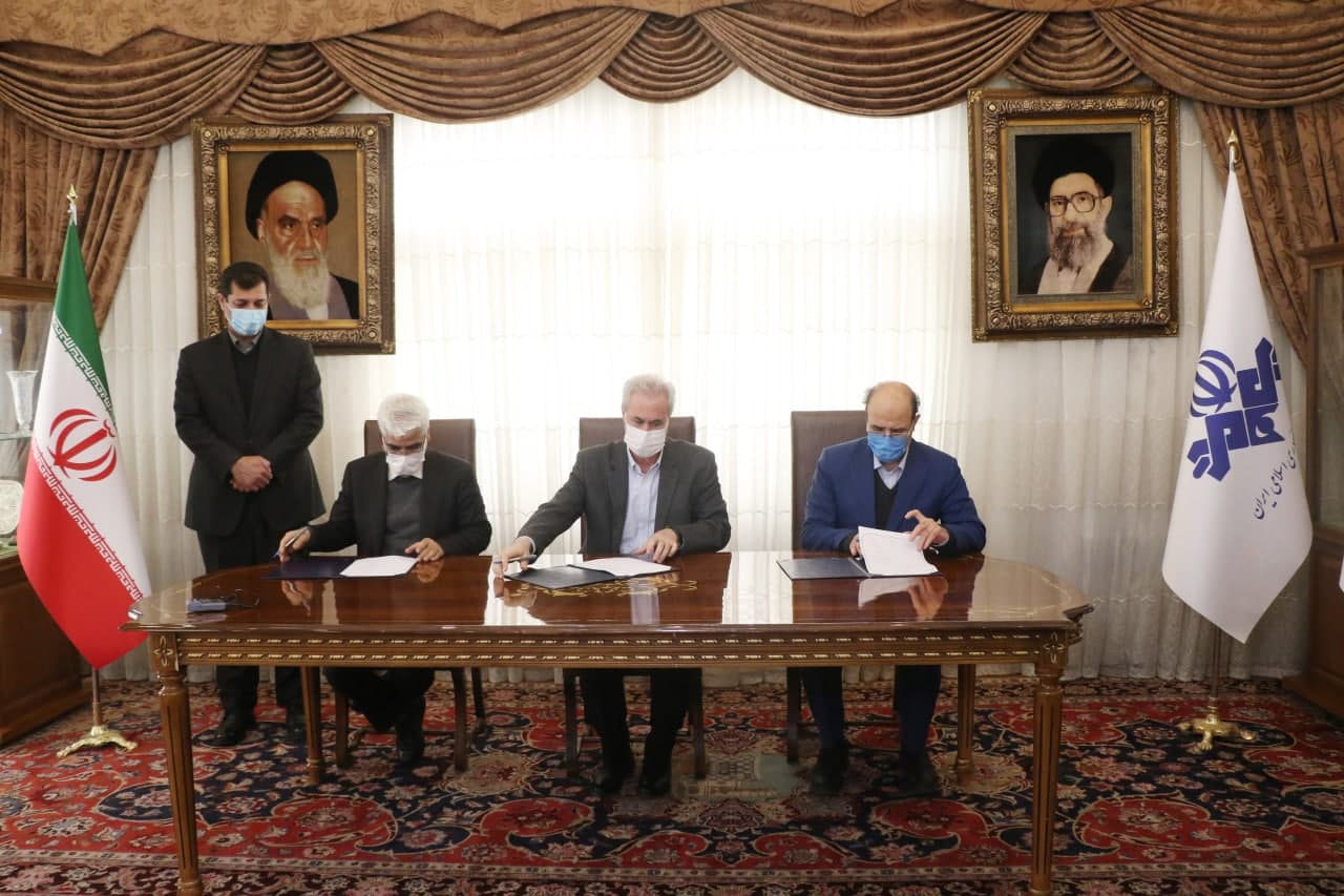 انعقاد تفاهم‌ نامه همکاری برای توسعه زیرساخت‌های فنی صداوسیمای آذربایجان شرقی