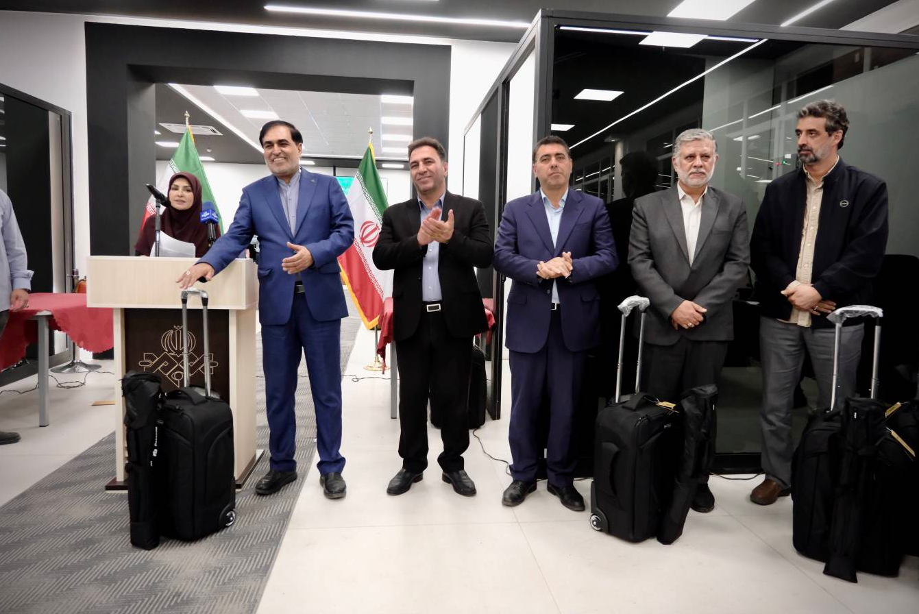 خبرنگاران صاحب کوله پشتی شدند