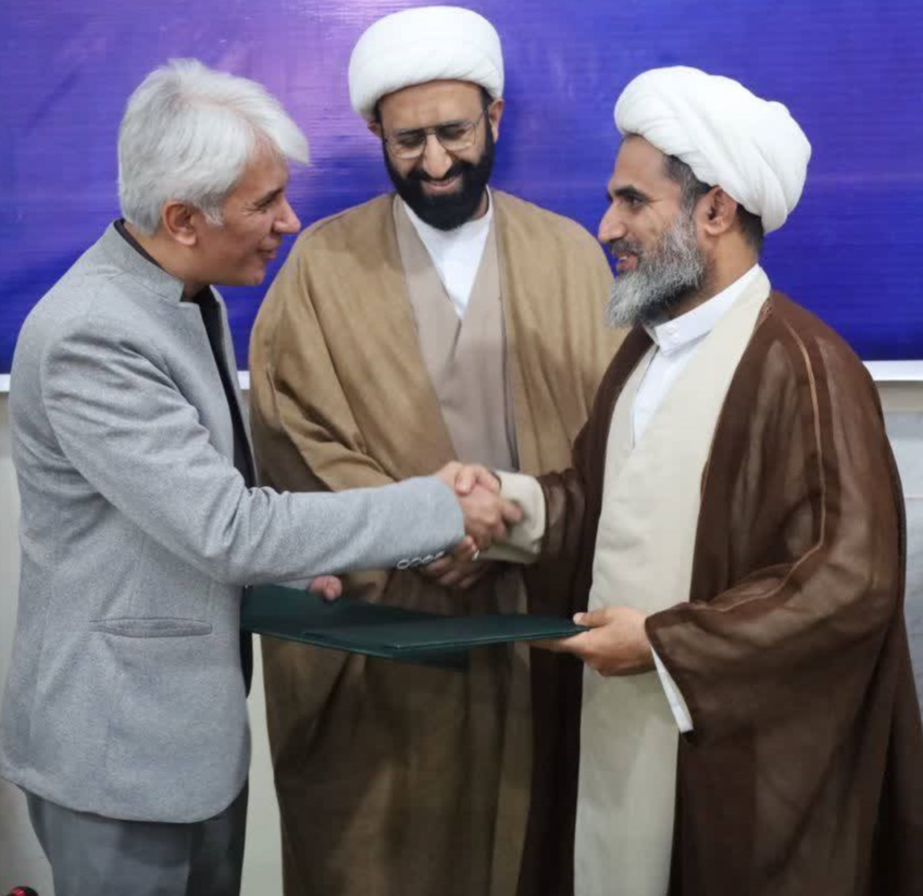 امضای تفاهم‌نامه حوزه علمیه هرمزگان با صداوسیمای خلیج فارس