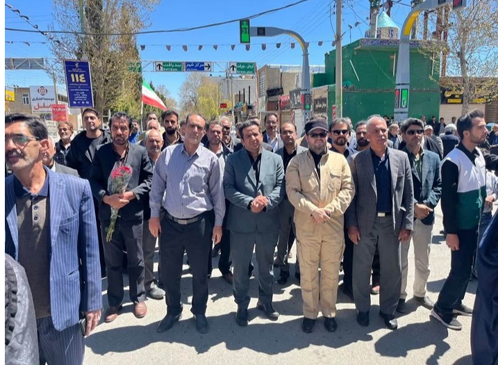 پخش زنده تشییع پیکر شهید ماهان خوارزمی از شبکه کرمان