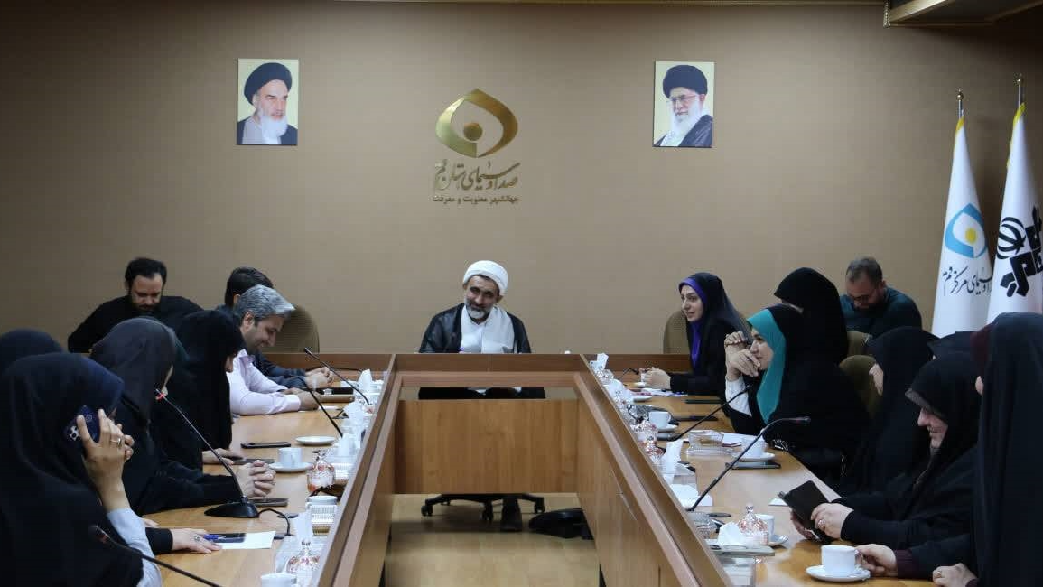 قدردانی از تلاش خبرنگاران و عوامل خبری شبکه قم