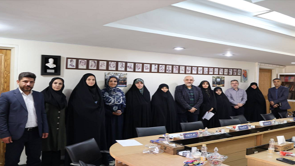 تاکید بر نقش‌آفرینی زنان در خانواده و جامعه