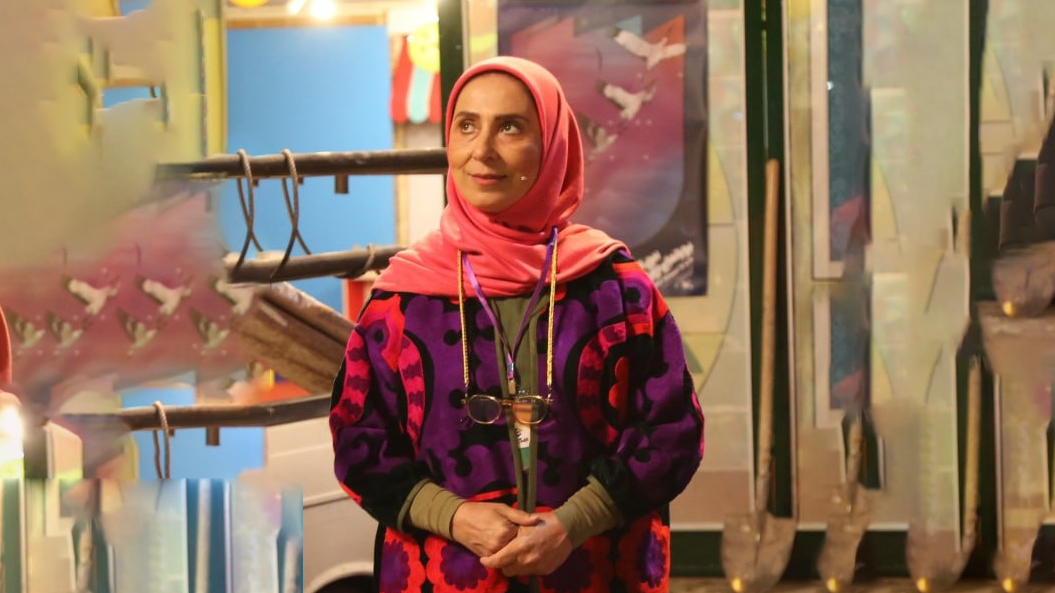 بانوی صحنه و قاب جادو