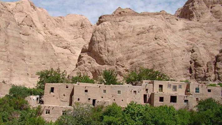 گشت‌وگذار «روستا دوستا» در روستای تاریخی قطرم
