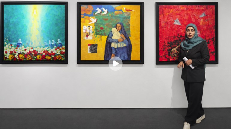نمایشگاه شهدای مدرسه میناب در تهران، جنایت آمریکا در حق این مدرسه را در اذهان زنده نگه می‌دارد