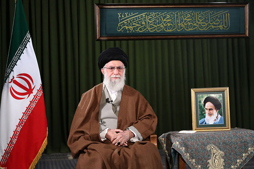 پخش زنده سخنرانی رهبرمعظم انقلاب در سالروز قیام ۱۹ دی مردم قم