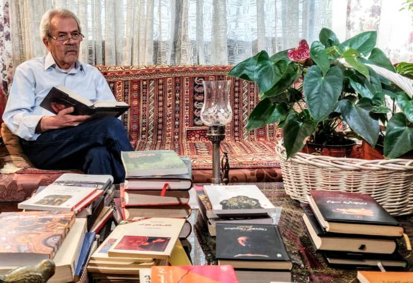 حکایت «لذت نوشتن، شاعرانگی در ترجمه» در شبکه چهار
