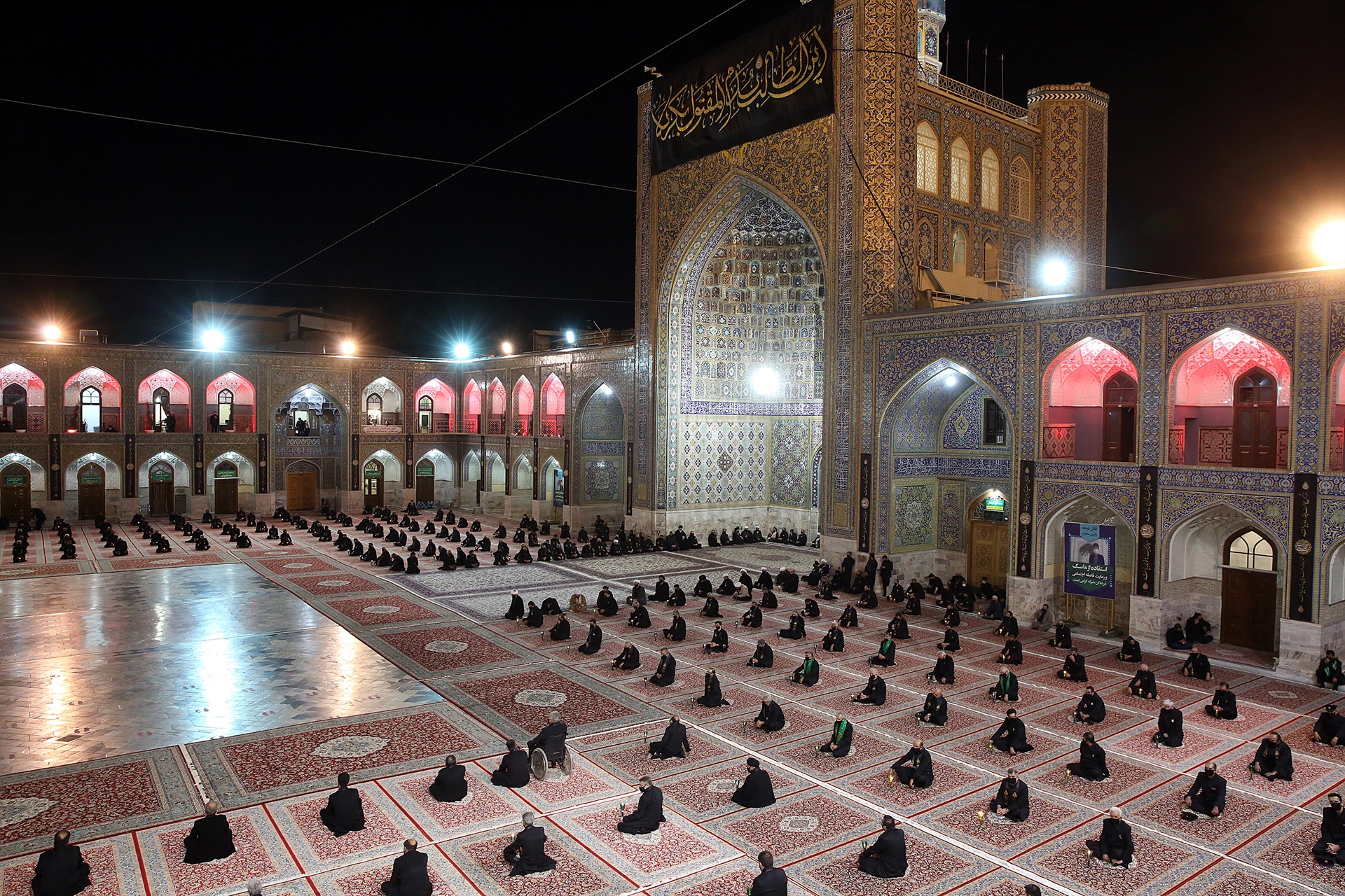 رادیو زیارت دل های عاشق را روانه حرم های مطهر می کند