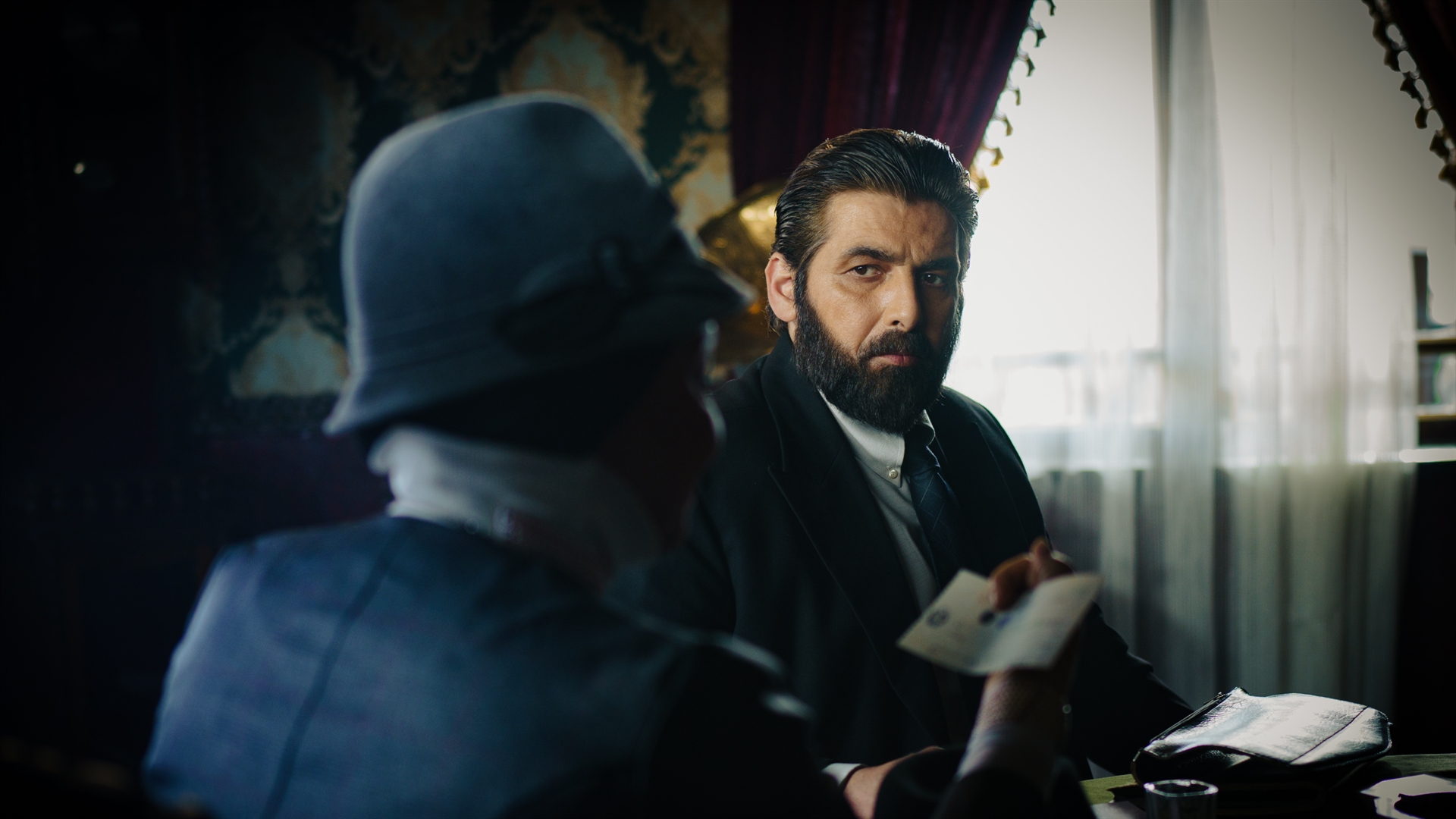 حمید گودرزی در قاب «دو نیمه ماه»